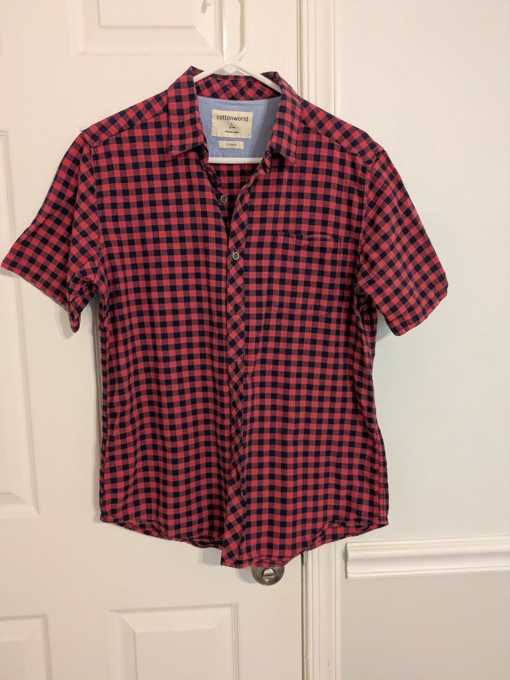 Men's Red and Black Check Short-Sleeve Shirt